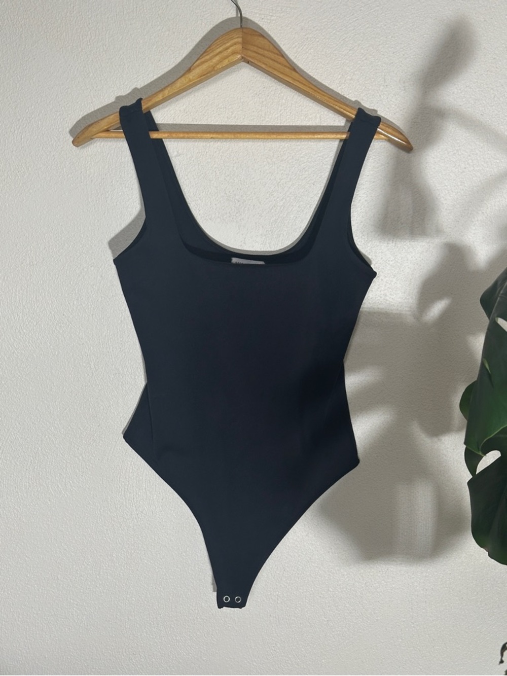 Good American Sculpting Modern Tank Black Bodysuit
